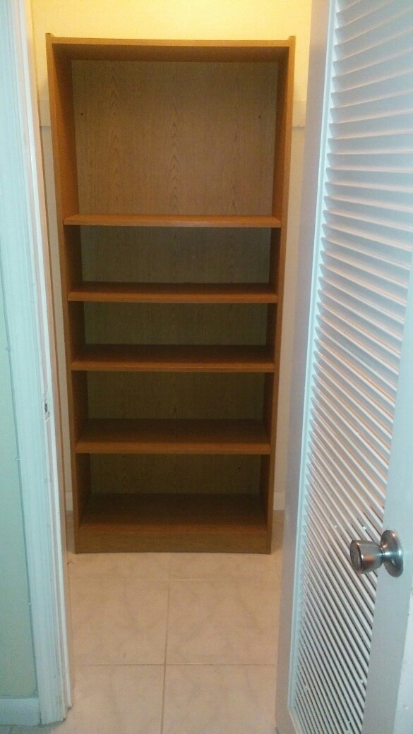 Building Photo - 8404 NW 59th Ct