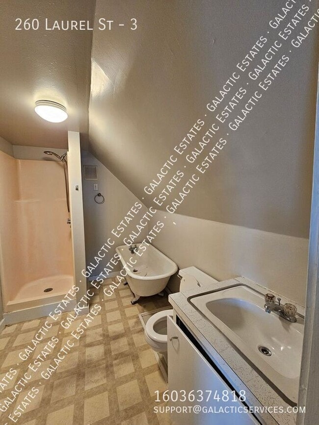 Building Photo - 260 Laurel St