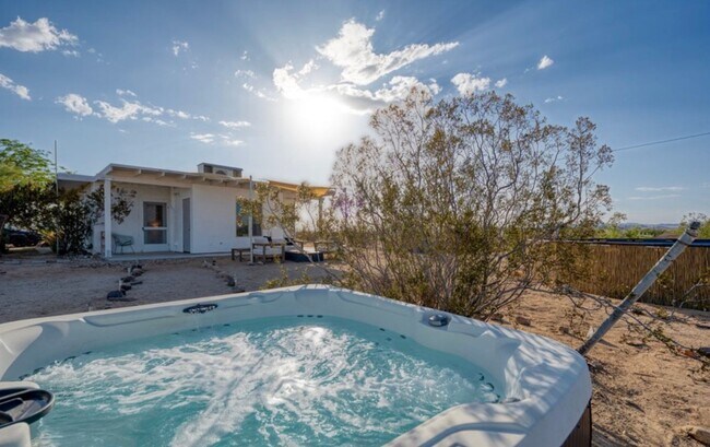 Building Photo - Desert Oasis Home on 5 Acres with Spa & EV