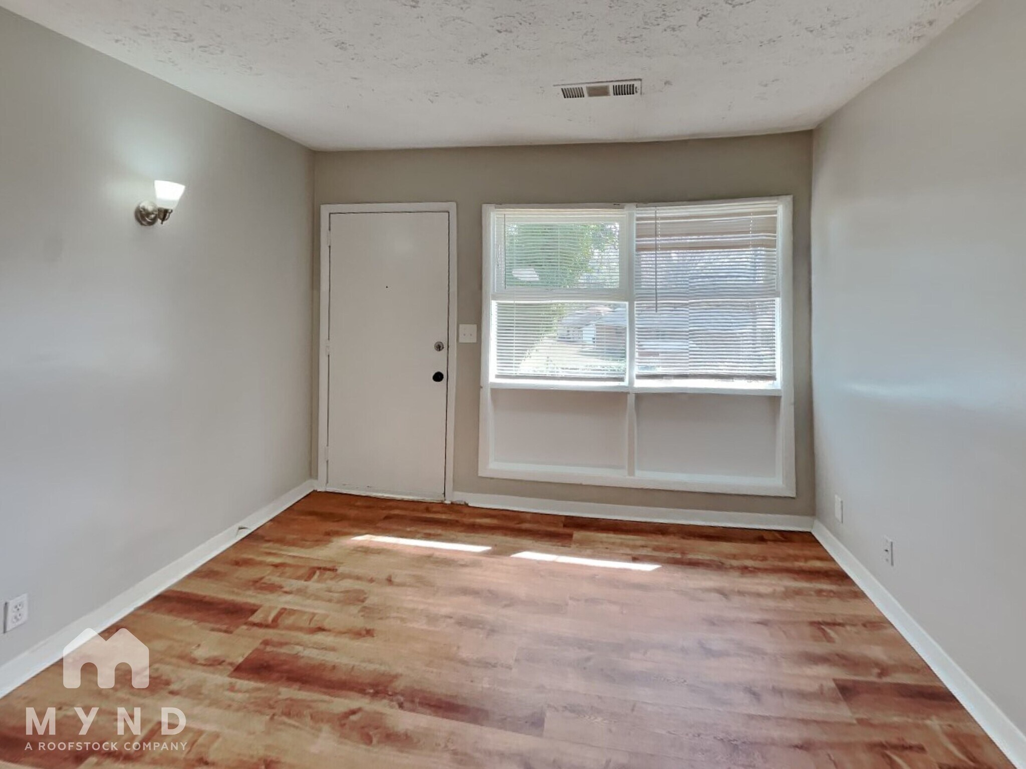 Building Photo - 450 Fairburn Rd NW