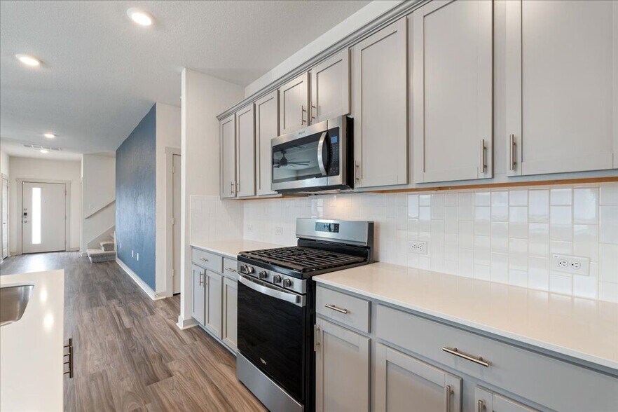 Building Photo - 7410 Sagira Path