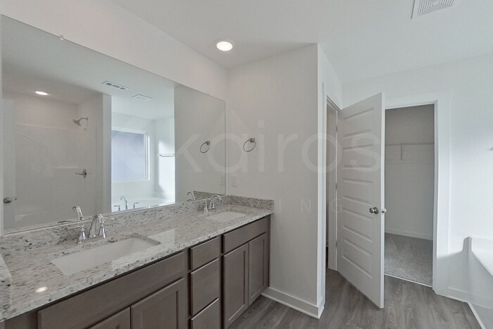 Building Photo - 6148 Taramore Ln NW