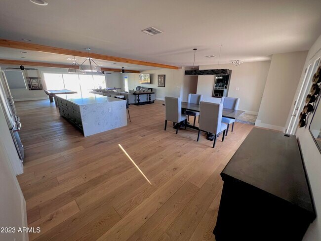 Building Photo - 3318 E Onyx Ave