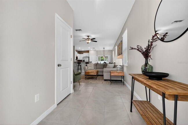 Building Photo - 10432 Shady Preserve Dr