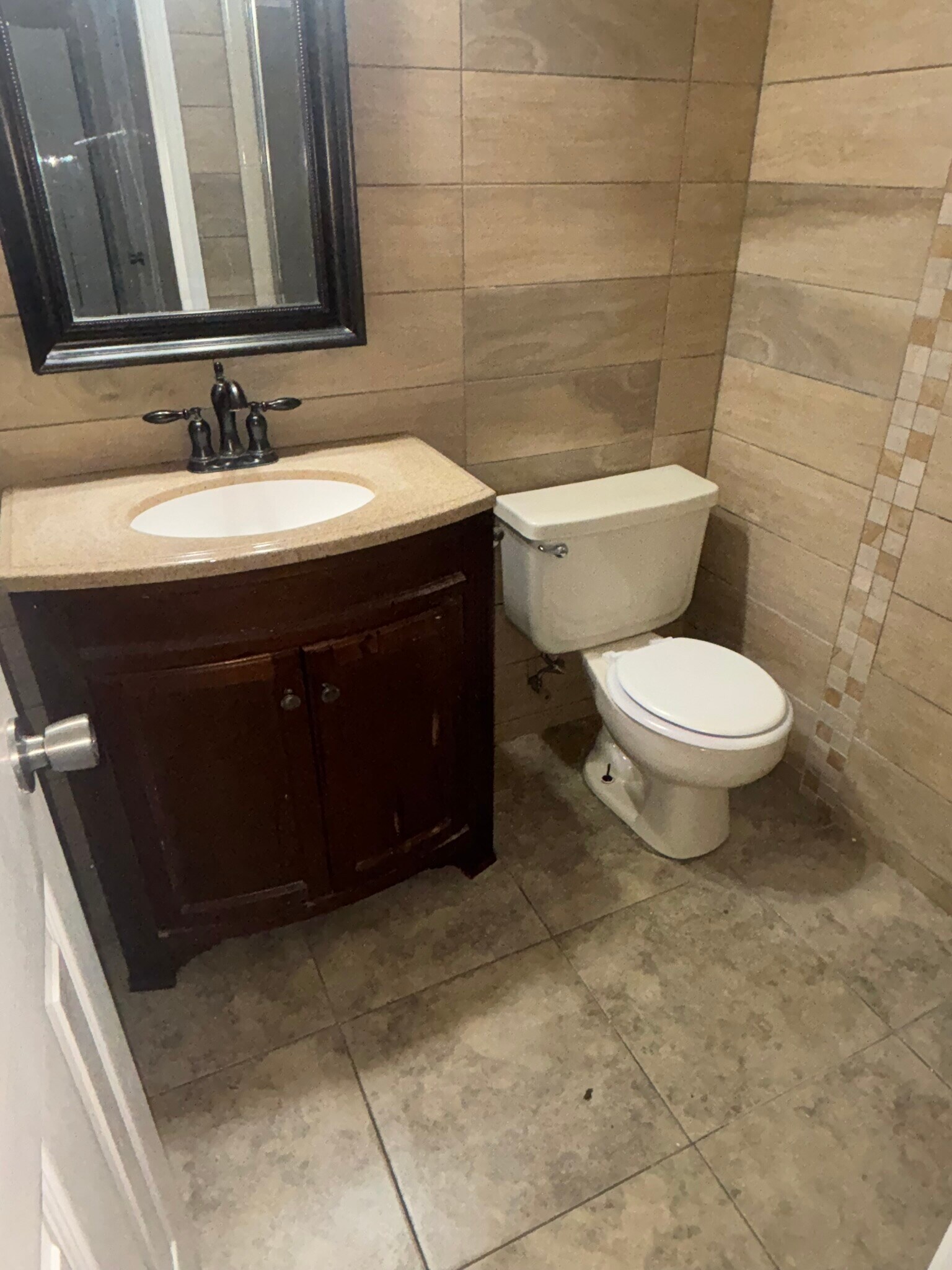 Building Photo - 109 E Blancas Dr