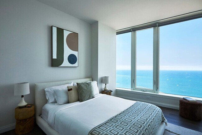 Building Photo - 1006 S Michigan Ave