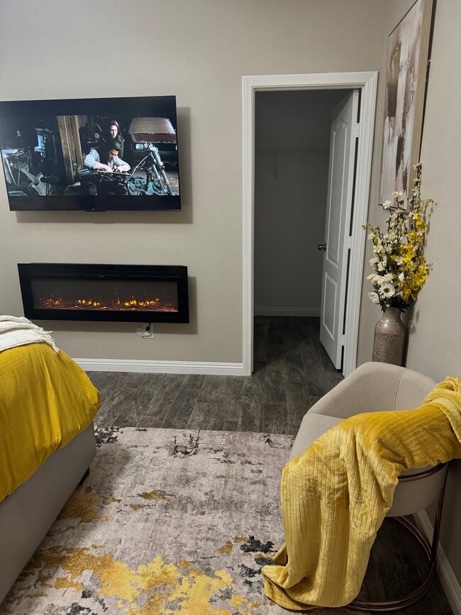 Building Photo - 9049 Boston Springs Ave