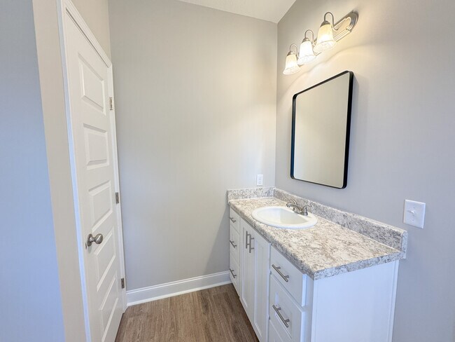 Building Photo - 310 Parkersburg Ln