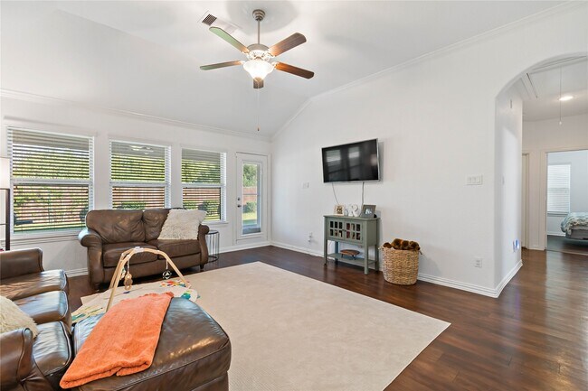 Building Photo - 4927 Applewood Crest Ln