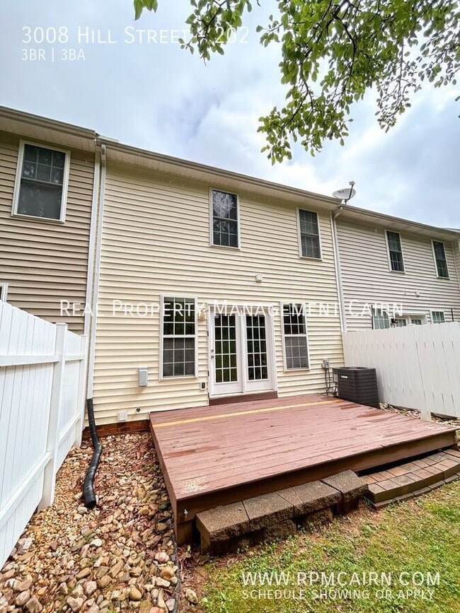 Building Photo - 3008 Hill St
