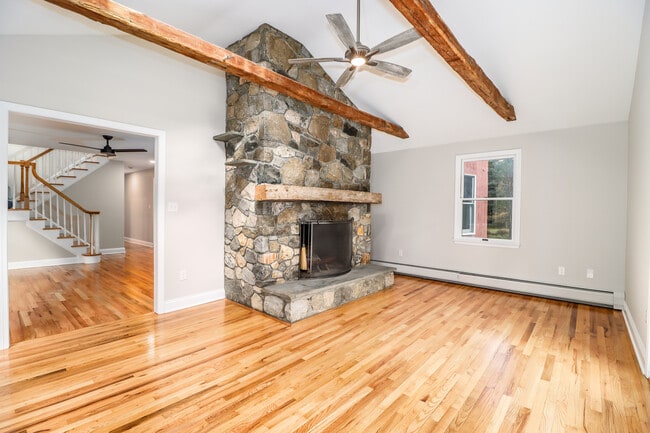 Building Photo - 85 Ironworks Hill Rd