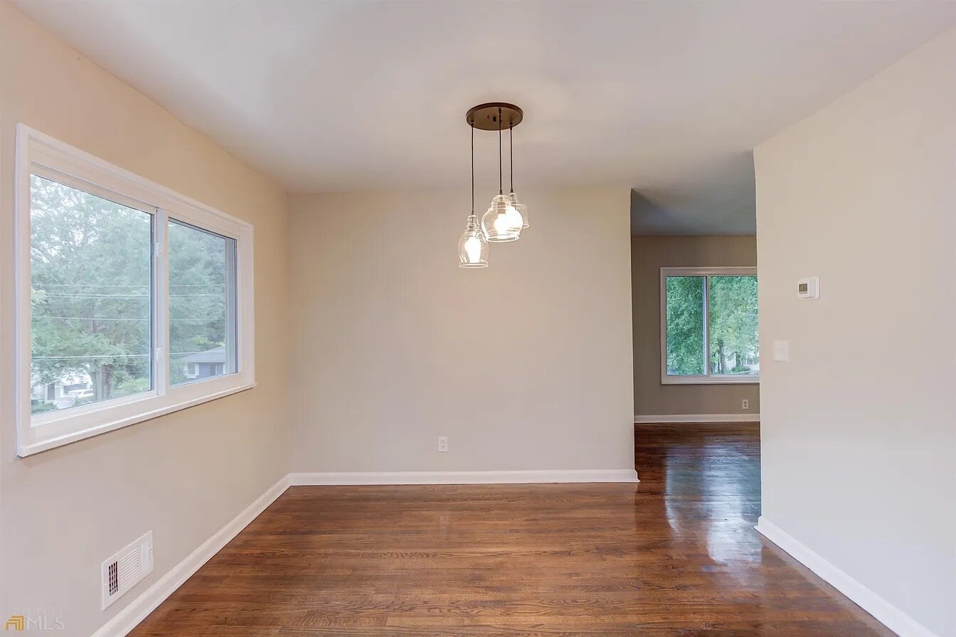 Building Photo - Room in House on Oldknow Dr NW