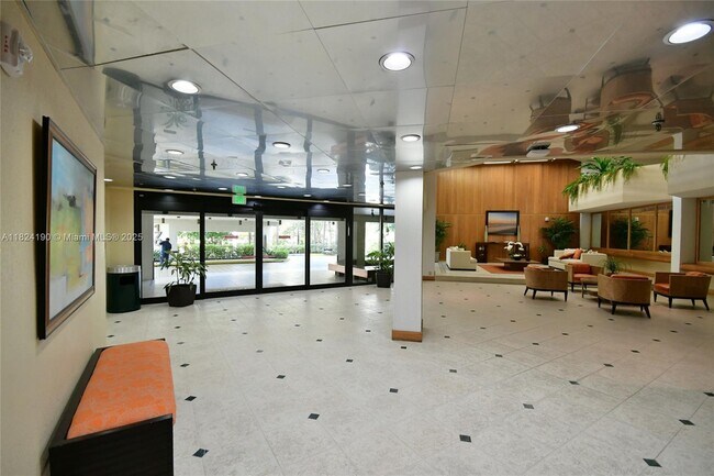 Building Photo - 170 Ocean Ln Dr