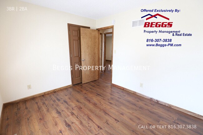 Building Photo - 1116 Broadmore Ln