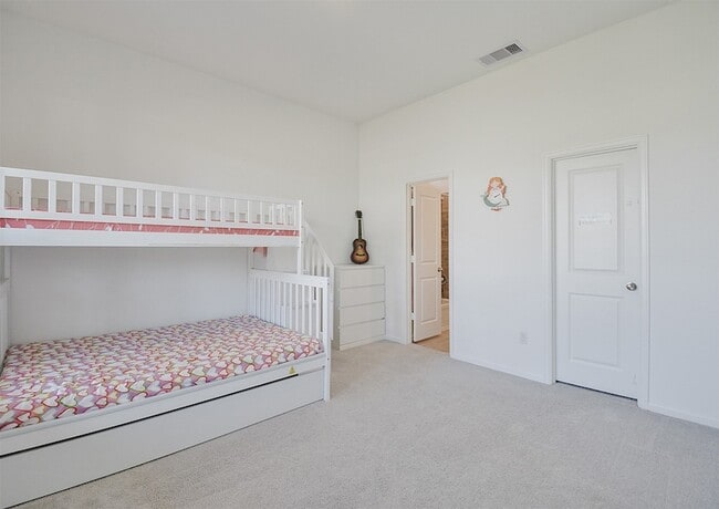 Building Photo - 9407 Camden Clf Ct