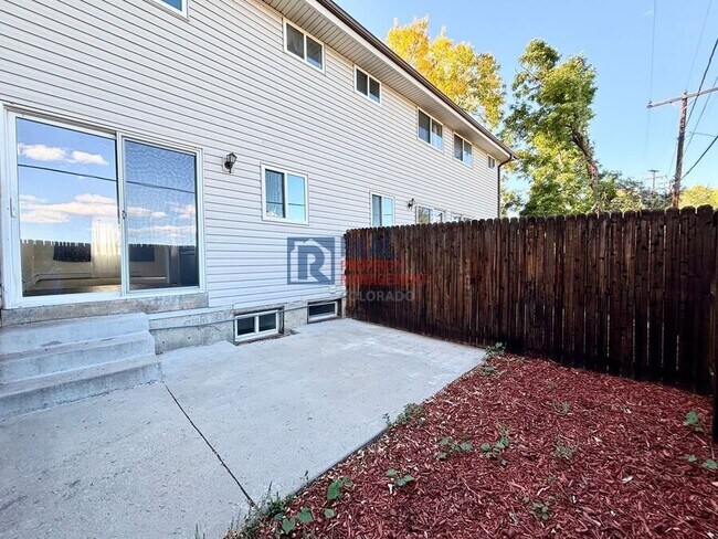 Building Photo - 3742 Miller Ct