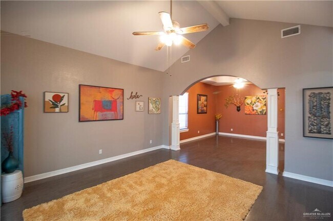 Building Photo - 506 Orchard Ct