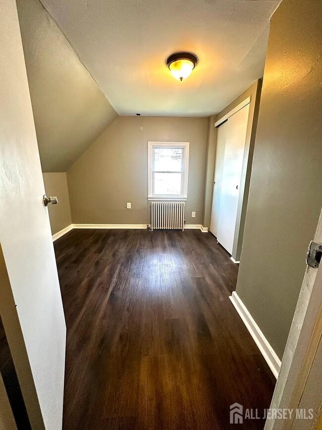 Building Photo - 483 East Ave