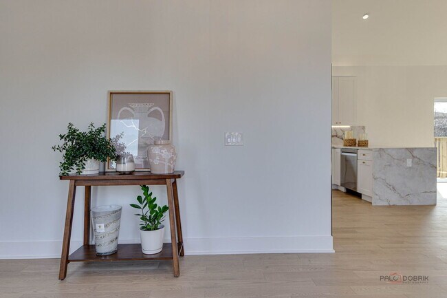 Building Photo - 19 Marina Dr