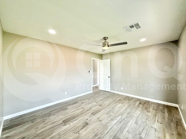 Building Photo - 1701 E Camino del Santo
