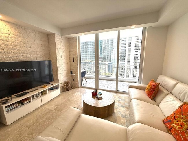 Building Photo - 801 Brickell Key Blvd