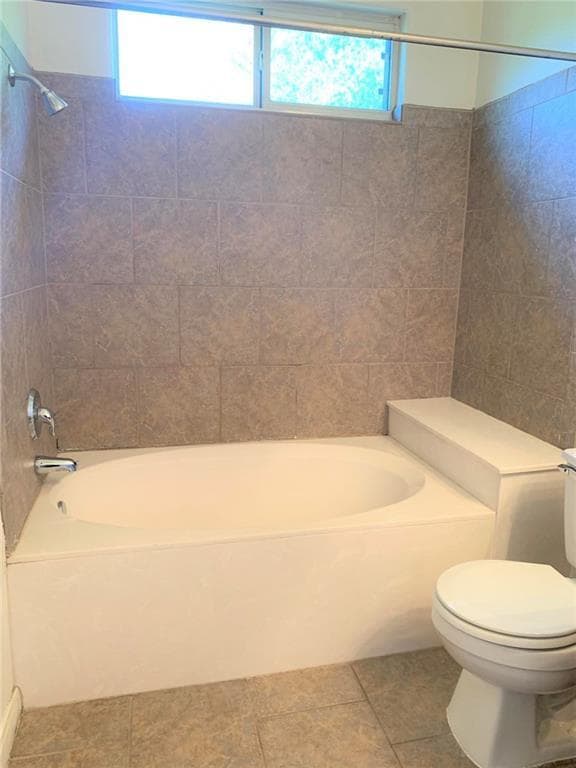 Building Photo - 2402 Allred Dr