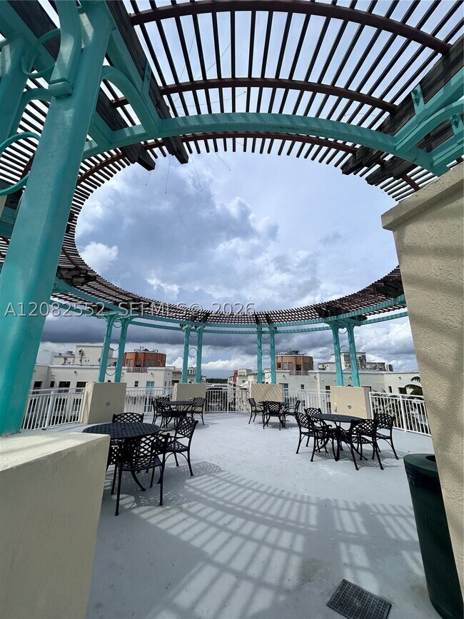 Building Photo - 7275 SW 90th St