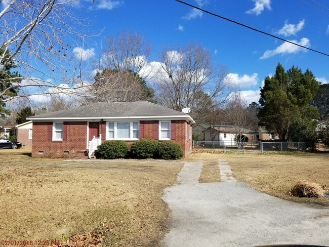 Building Photo - Great Home in Blouder Bluff