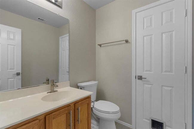 Building Photo - 14524 Ballycastle Trail