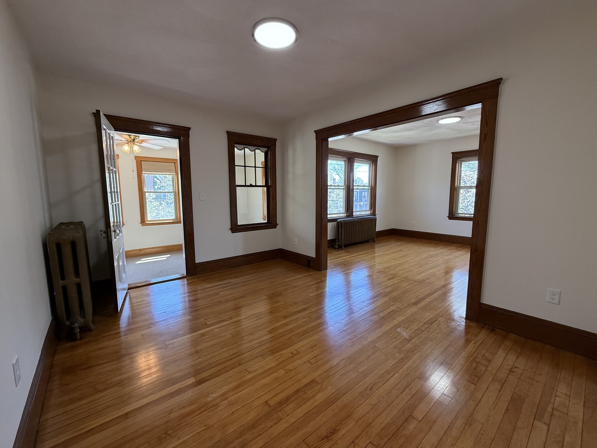 Family Room/Den - 585 High St