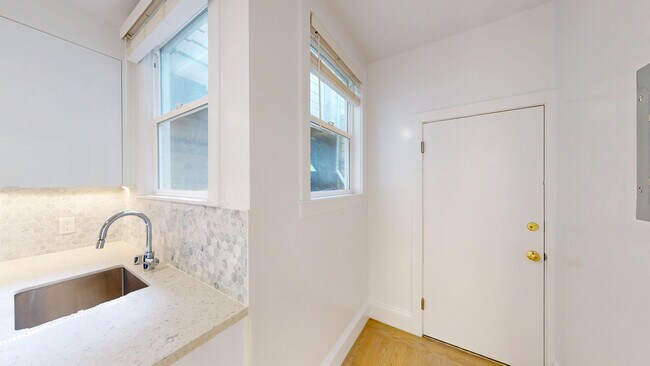 Building Photo - 3510 18th St