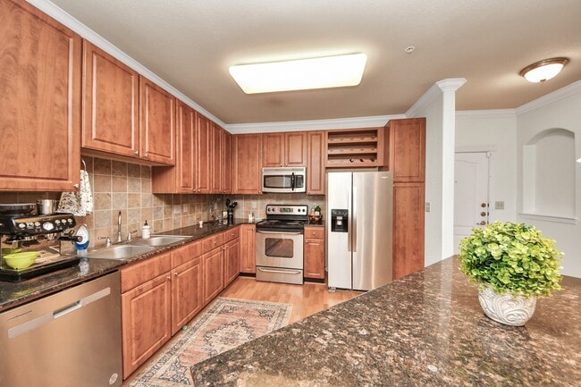 Building Photo - 1711 Old Spanish Trl