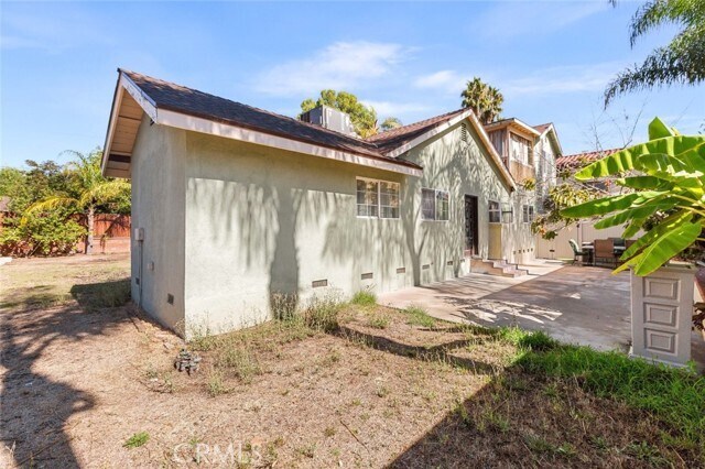 Building Photo - 13936 Magnolia Blvd