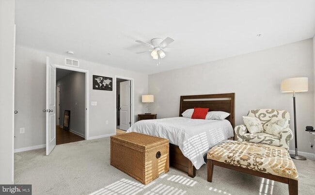 Building Photo - 14859 Chrysler Ct