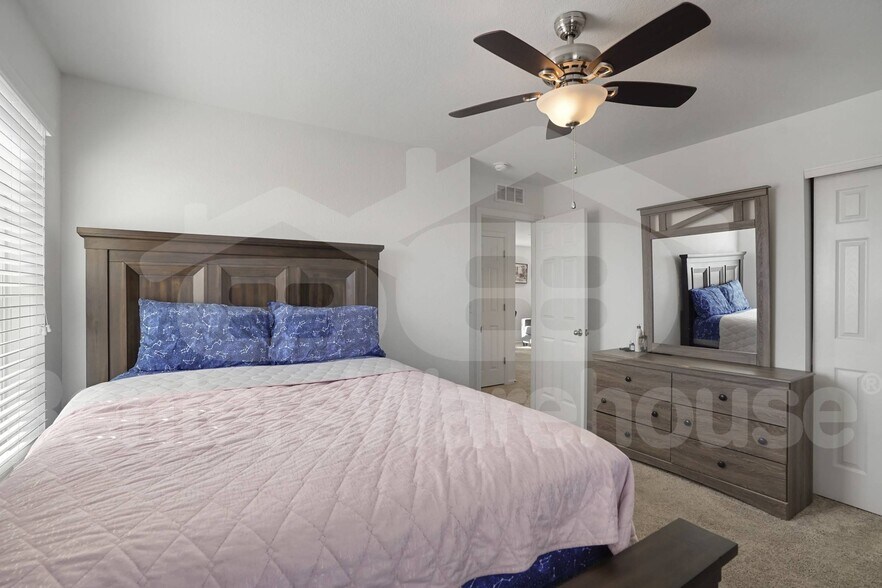 Building Photo - 22150 E Mansfield Pl