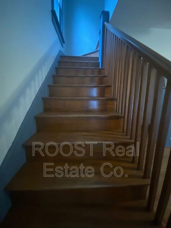 Building Photo - 105 Rockwood Ave