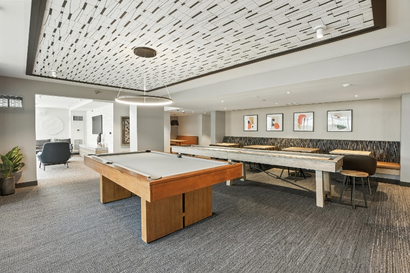 Building Photo - 531 N Kingsbury St