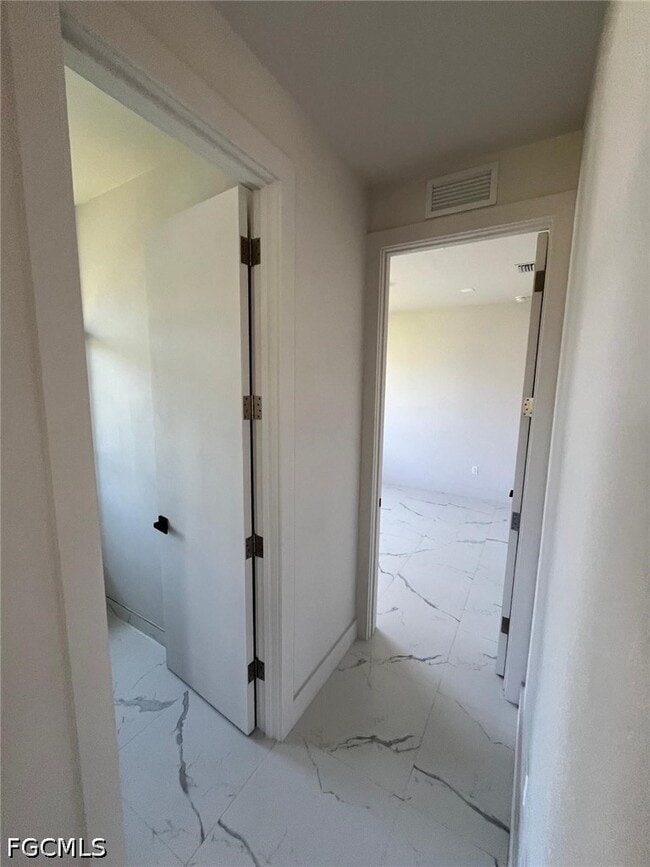 Building Photo - 1832 NW 22nd Pl