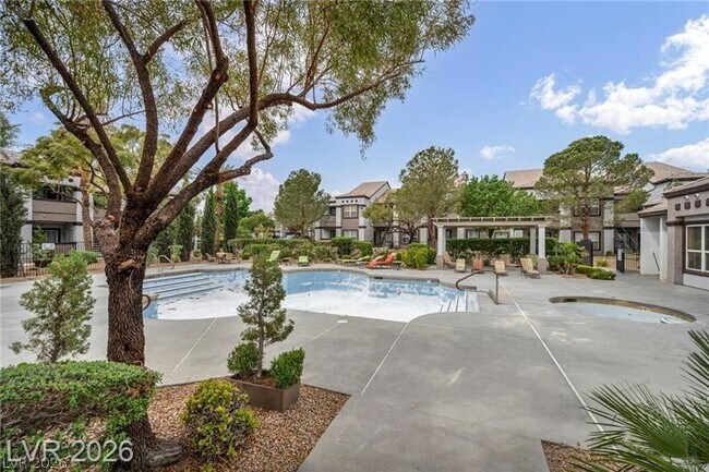 Building Photo - 7255 W Sunset Rd