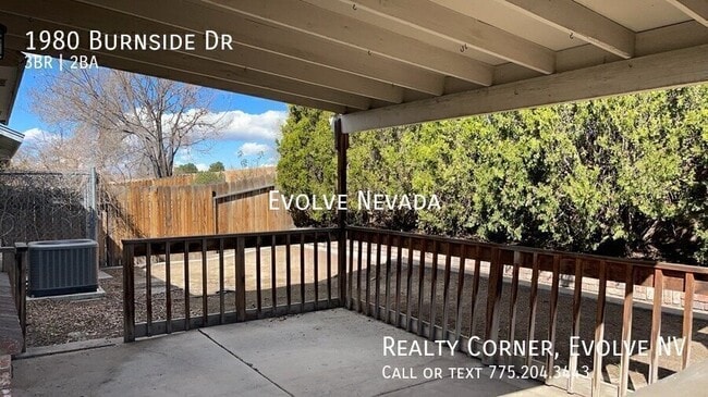 Building Photo - 1980 Burnside Dr