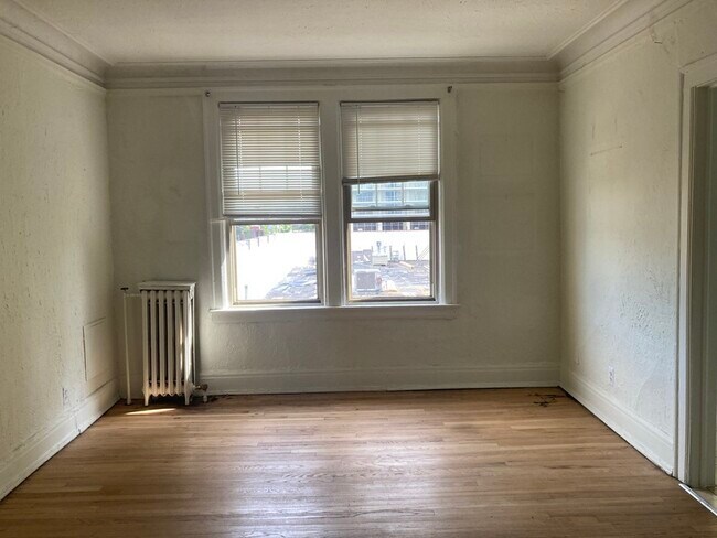 Building Photo - 1141 Holcomb St