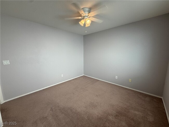 Building Photo - 5057 Shadow Valley St