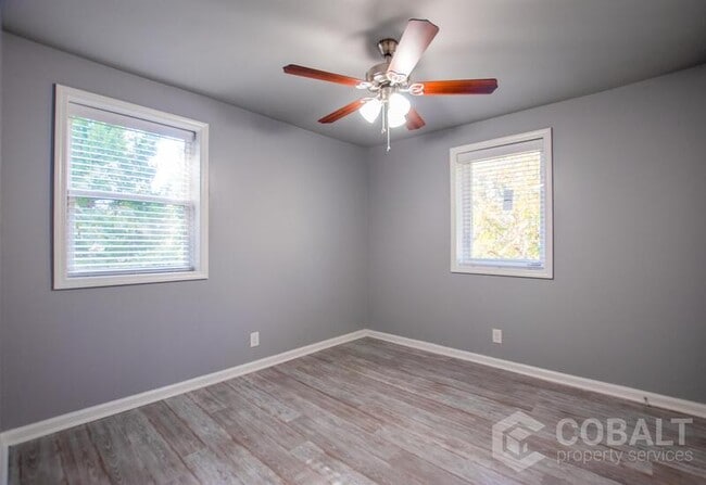 Building Photo - 271 Glen Iris Dr NE