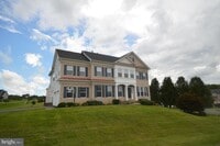 Building Photo - 29 Pathfinder Ct