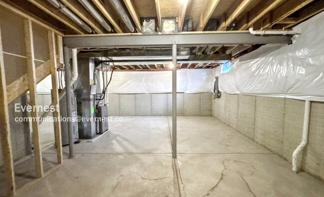 Building Photo - 6149 Jadwinn Dr