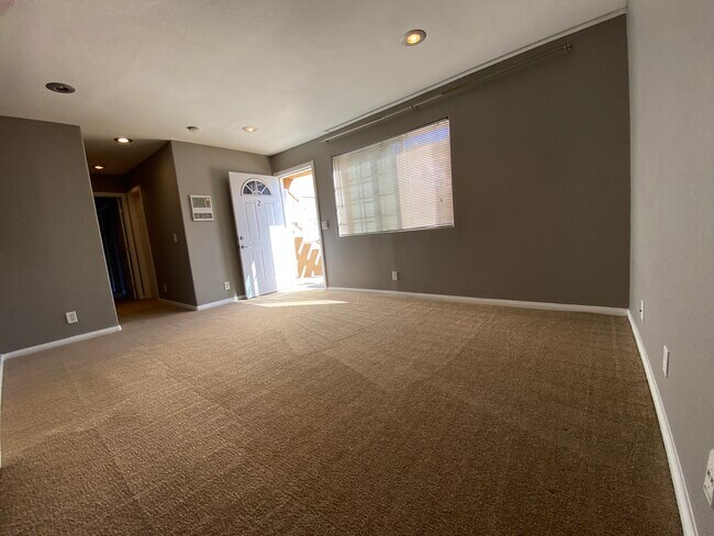 Living room - 3731 37th St