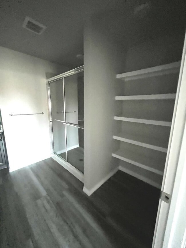 Building Photo - Half off deposit Holiday Special