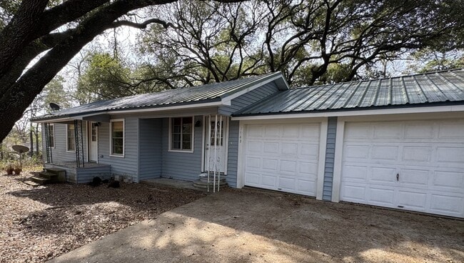 Building Photo - 7148 State Hwy 75 S