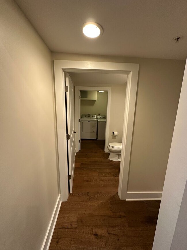 Building Photo - Desirable Nettleton rare vacancy 2 Bd  2.5 baths, 2 parking space are included one in covered  ga...