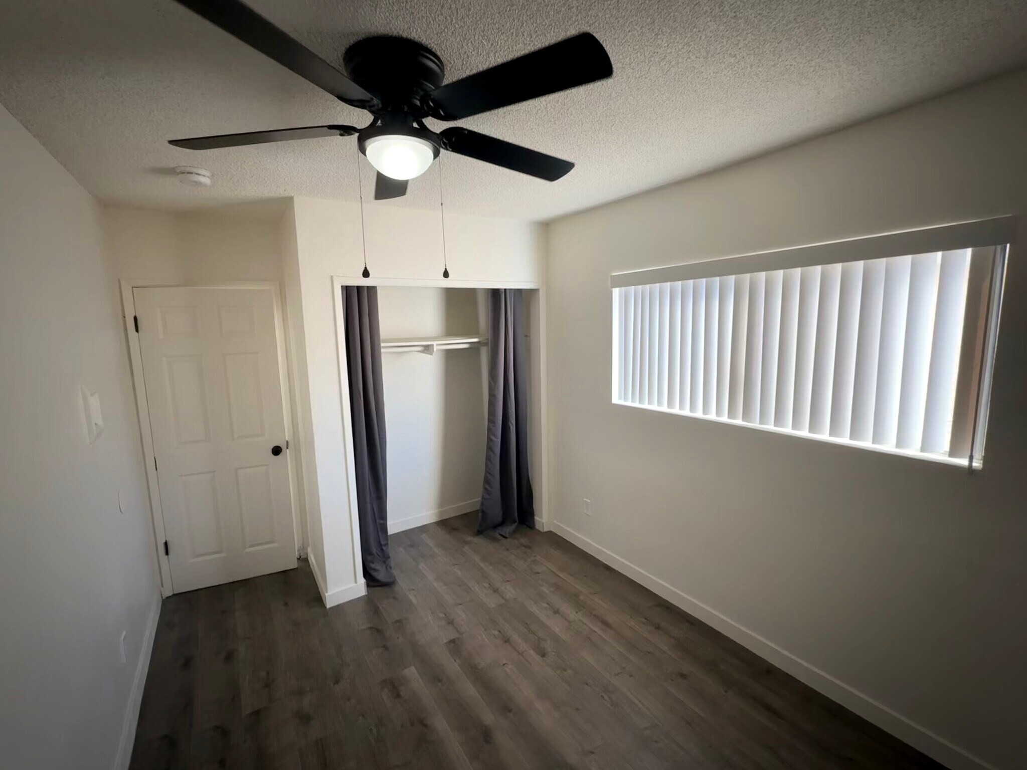 Building Photo - 5039 Alhambra Ave